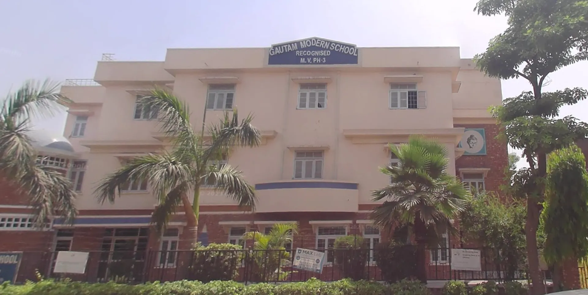 Gautam Modern School