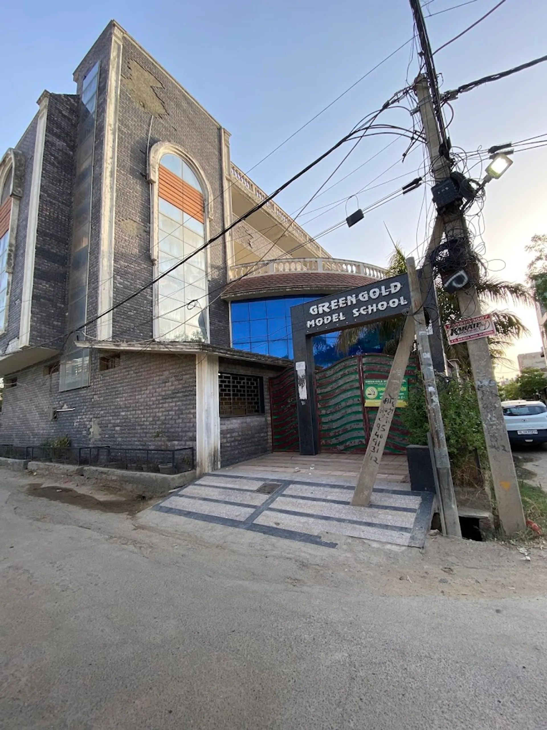 Green Gold Model School