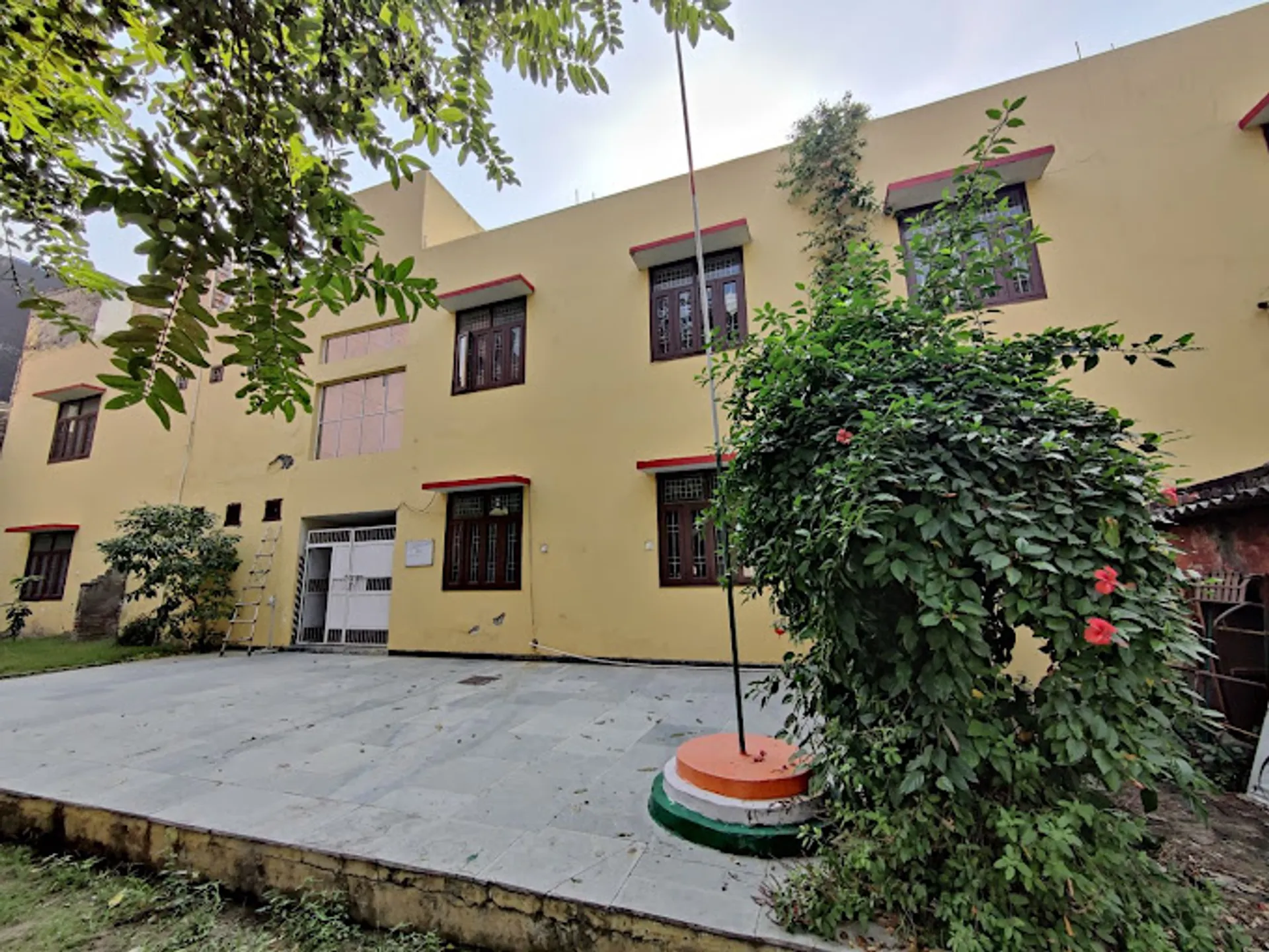 Green Land Public School