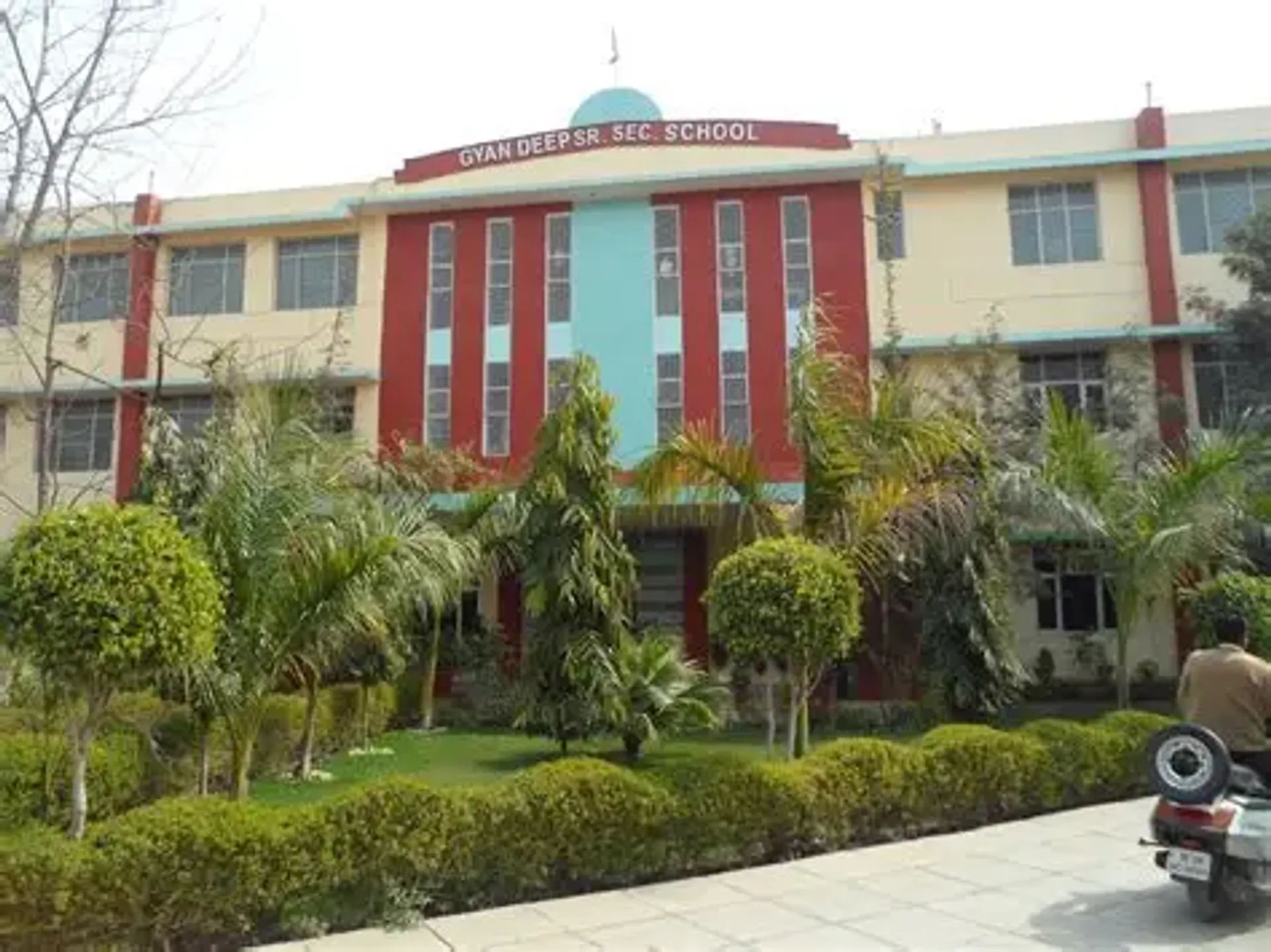 Gyan Deep Middle School