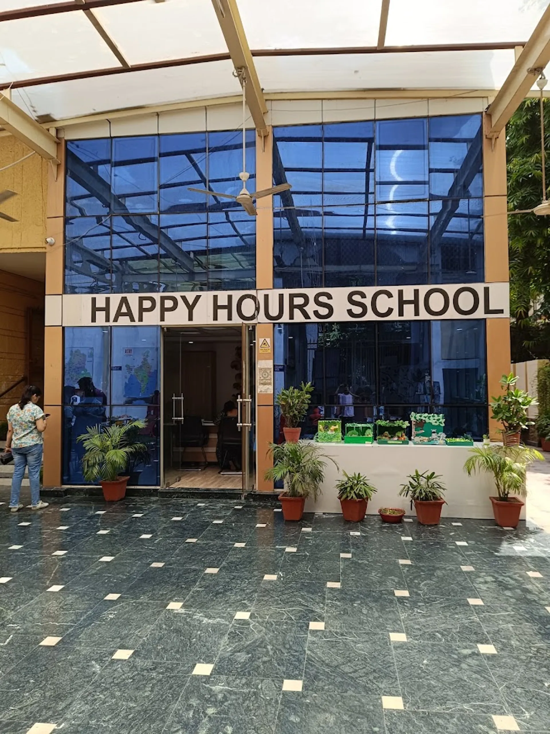 Happy Hours School