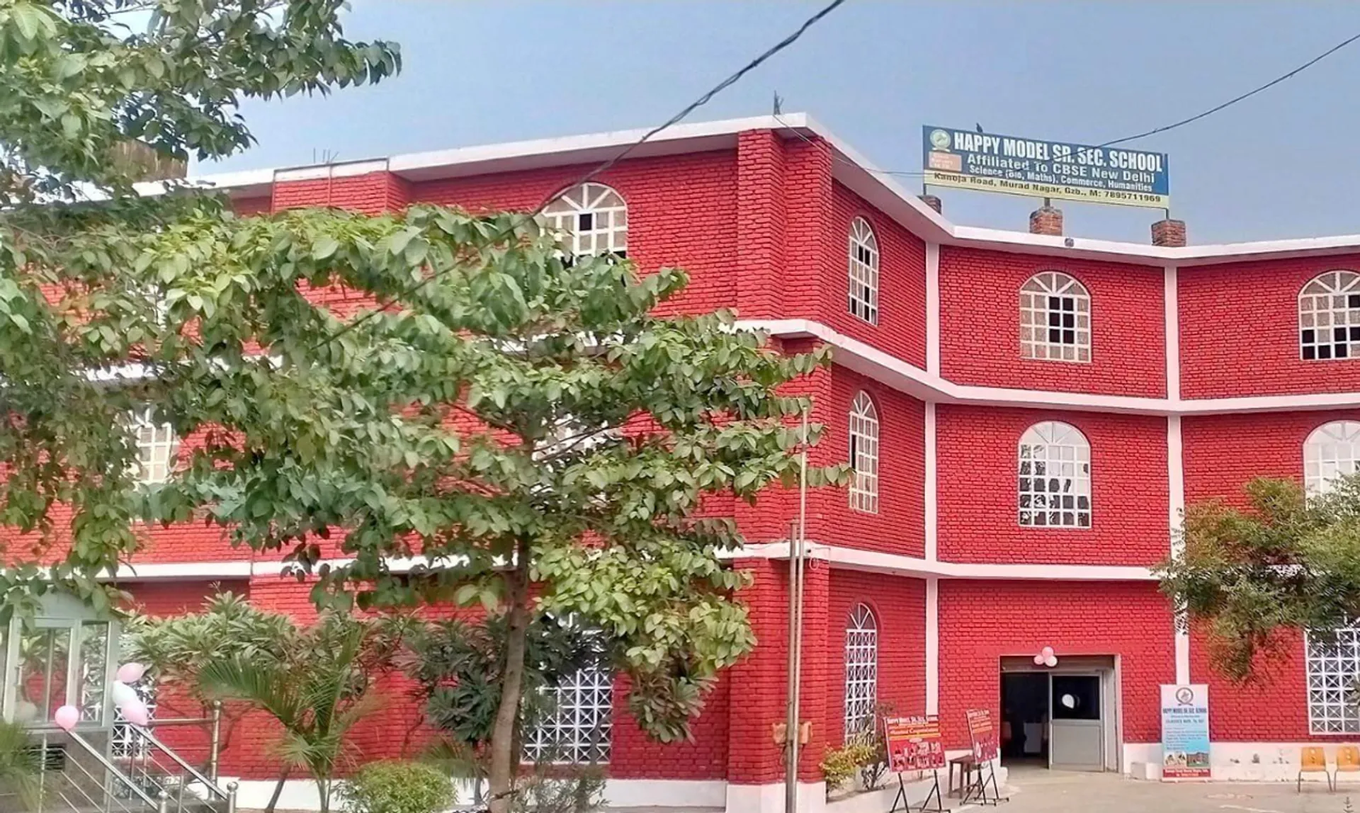 Happy Model School