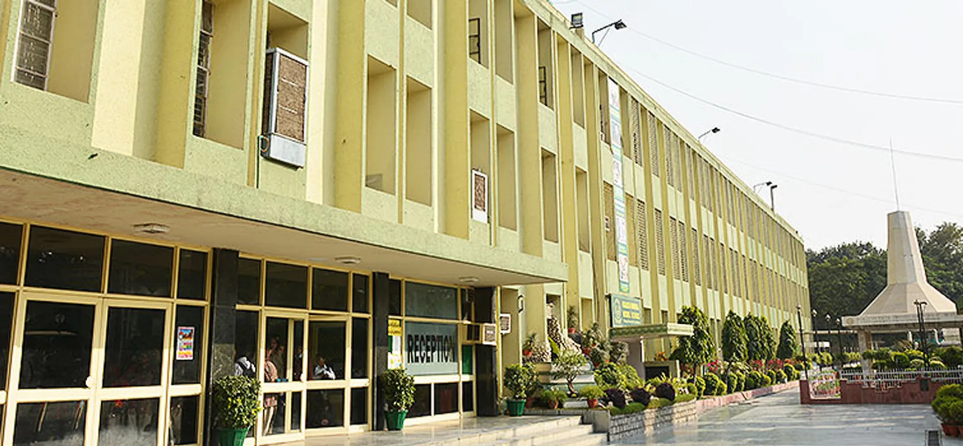Kulachi Hansraj Model School