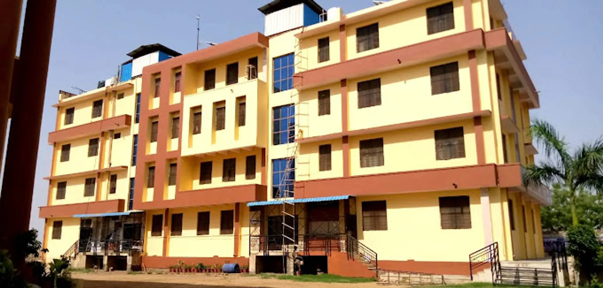 Lal Bahadur Shastri Senior Secondary School