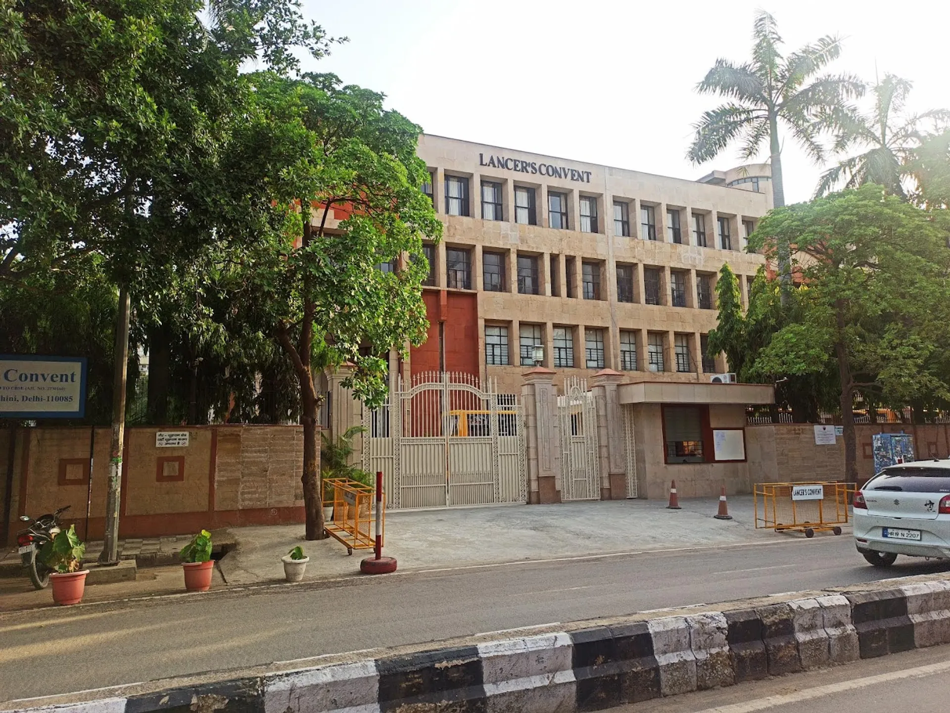 Lancer's Convent School