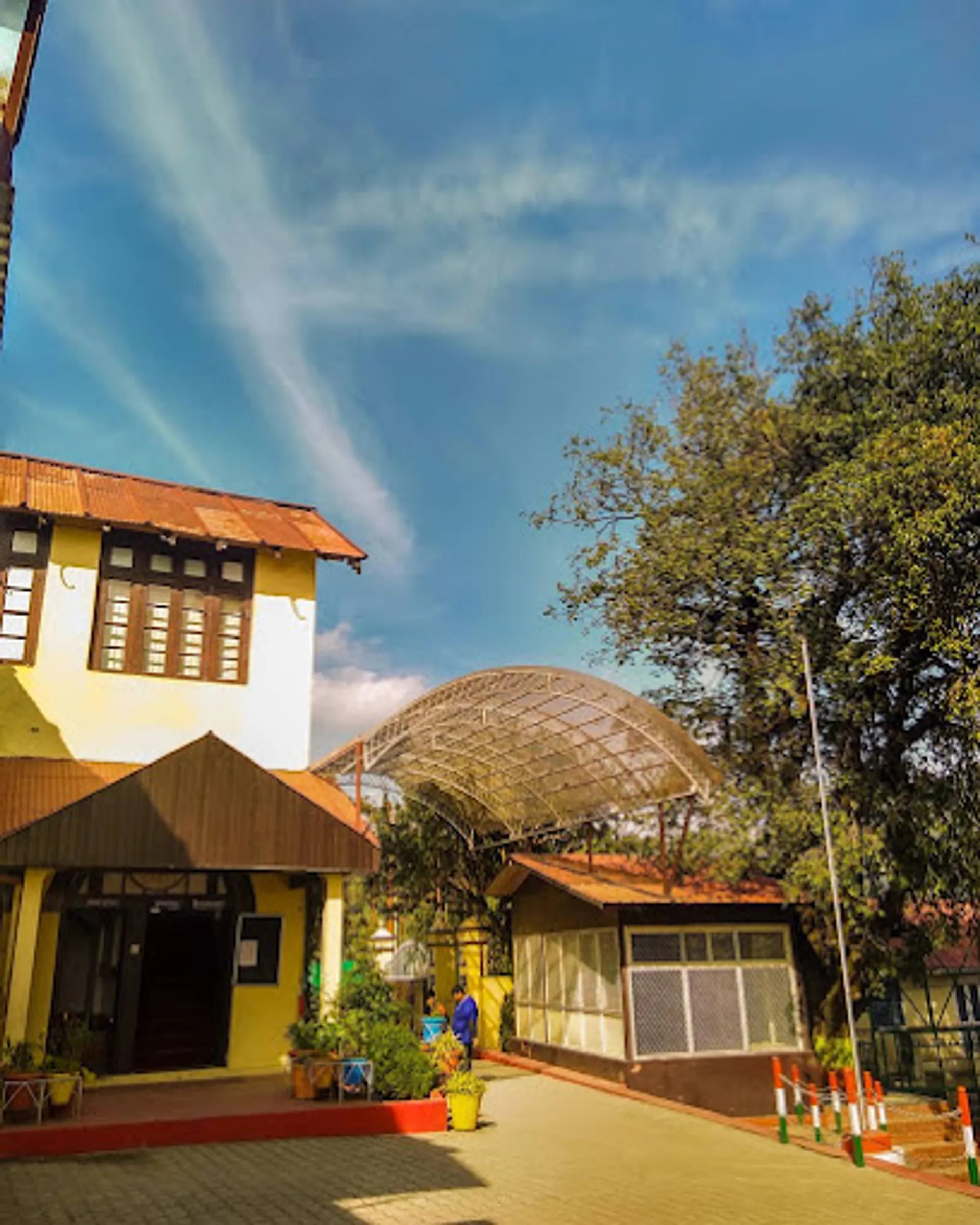 Long View Public School