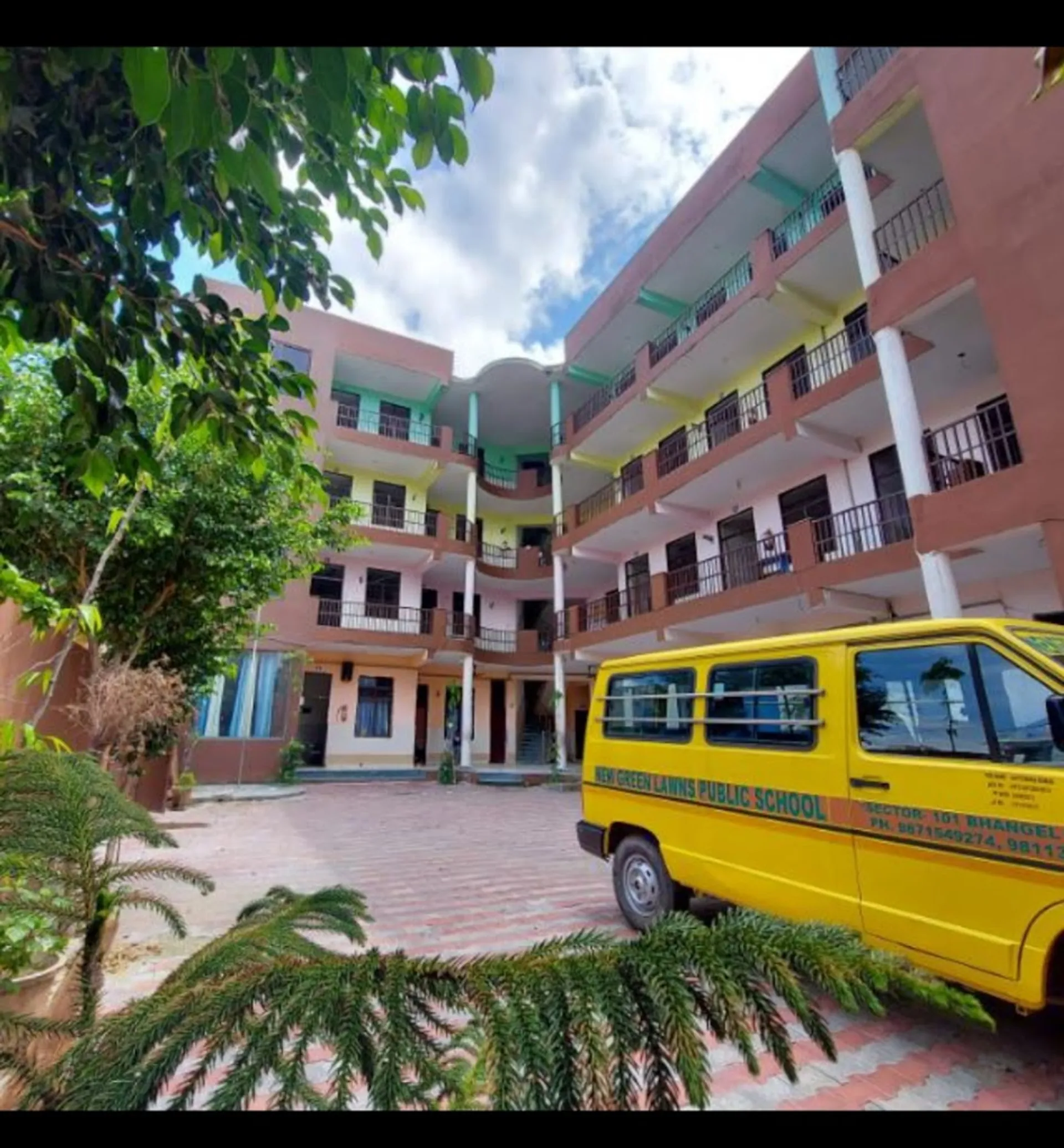 New Green Lawns Public School