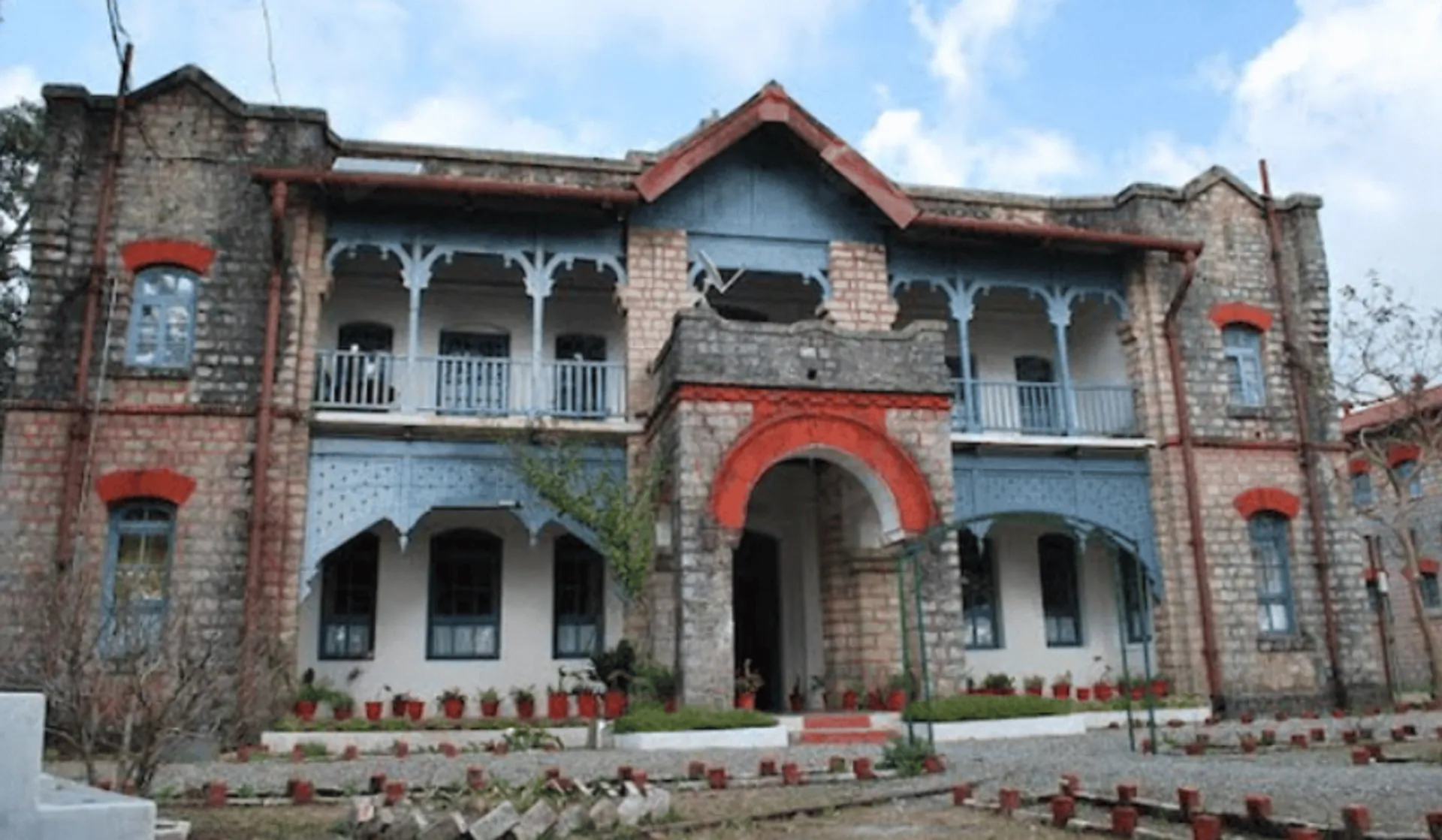 Oak Grove School