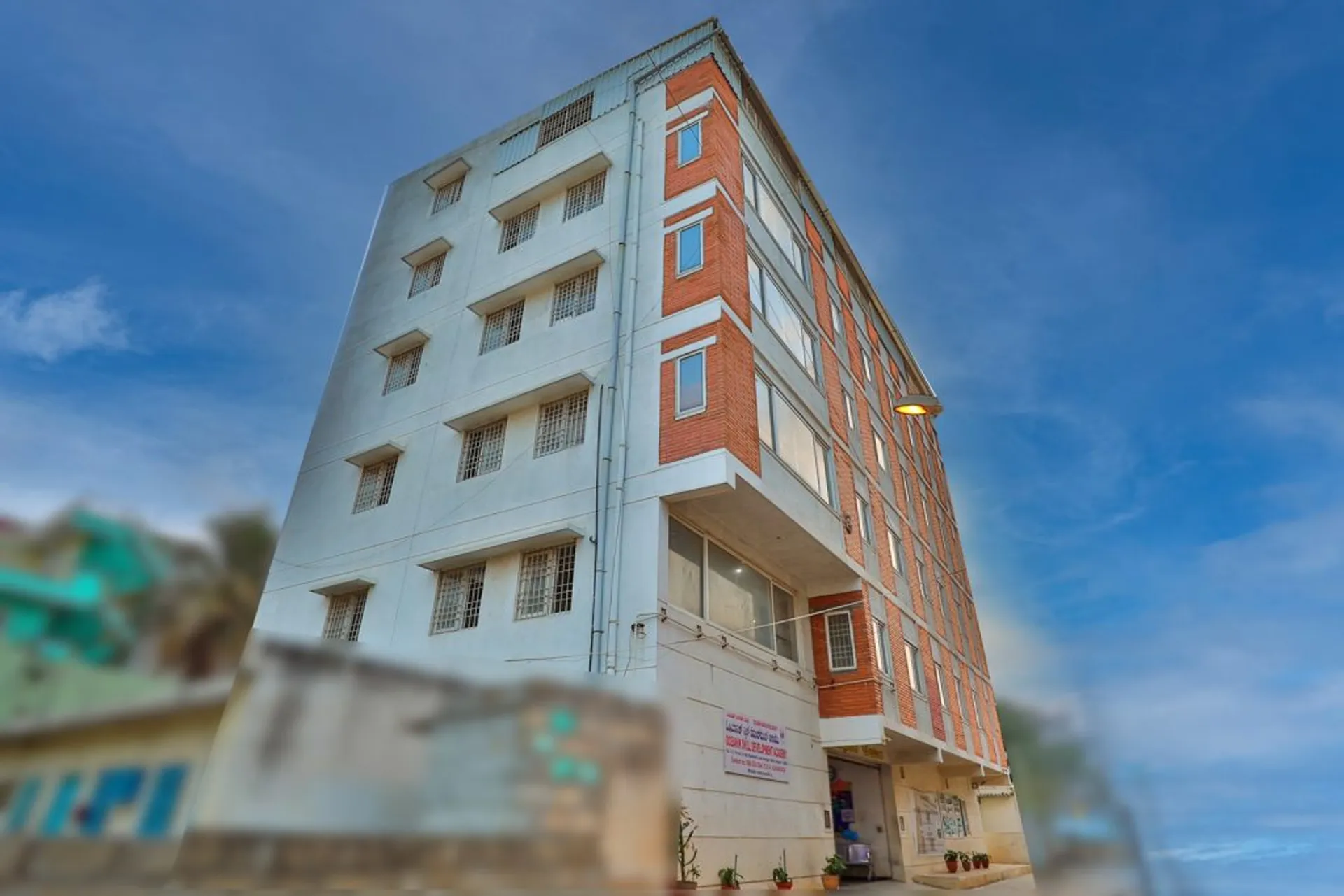 Oceanik PU College