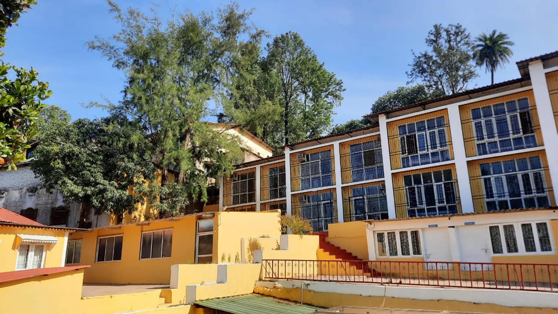 Pinewoods International High School & Junior College