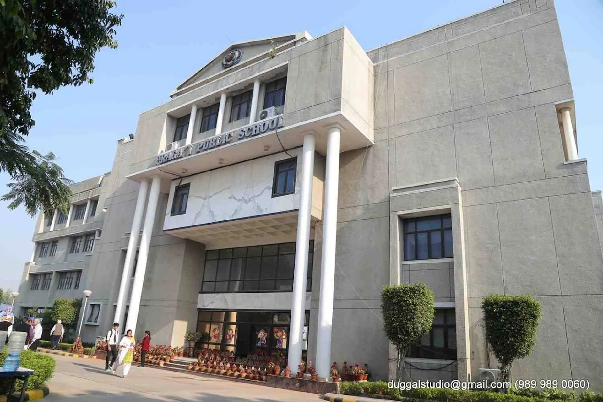 Pragati Public School