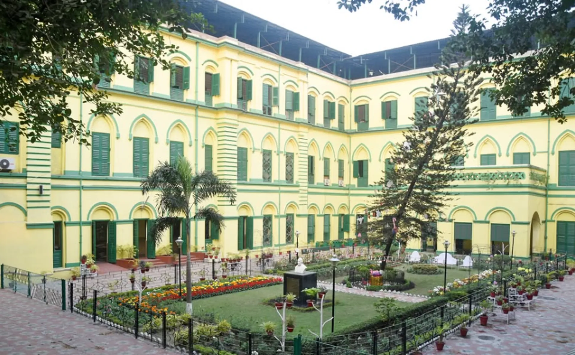 Pratt Memorial School