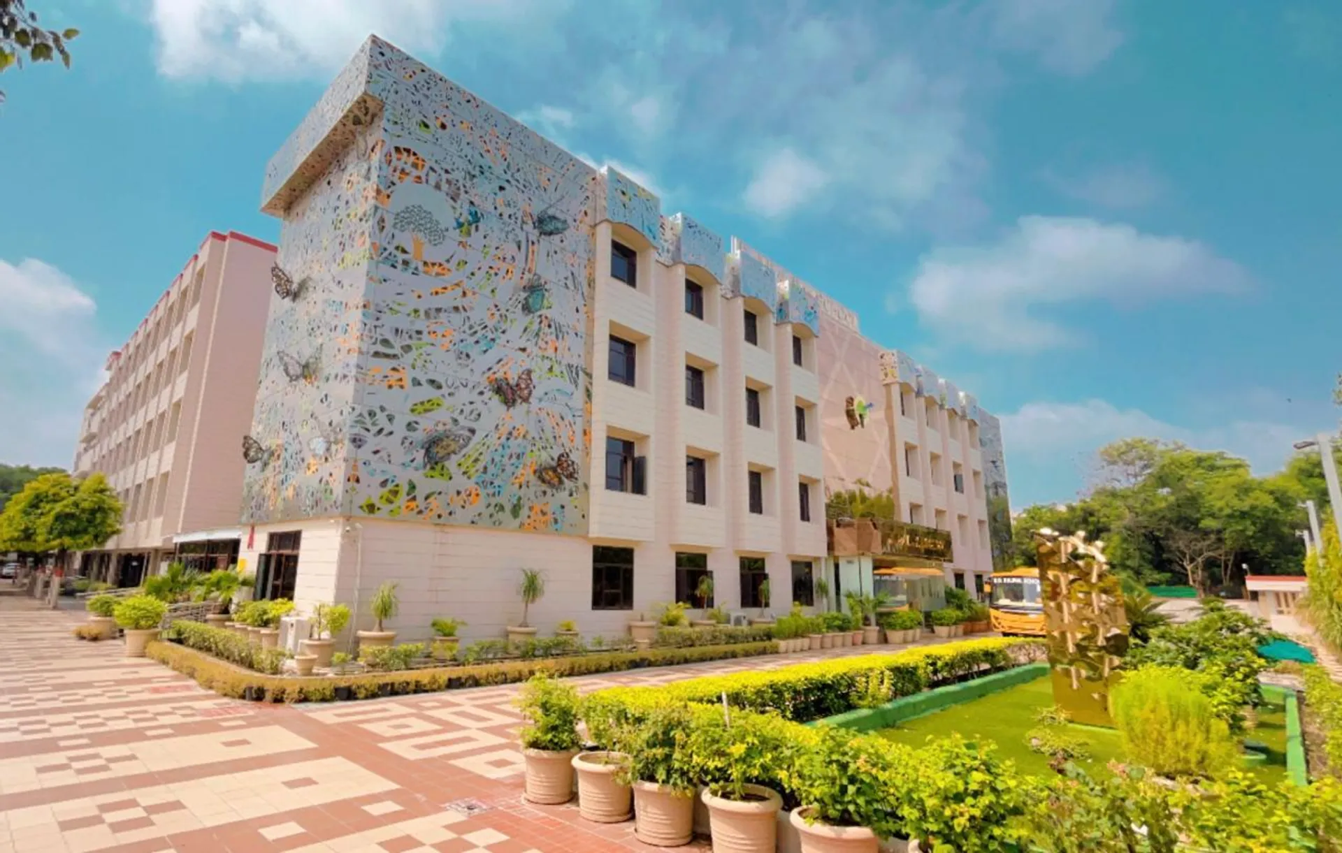 R.D. Rajpal School