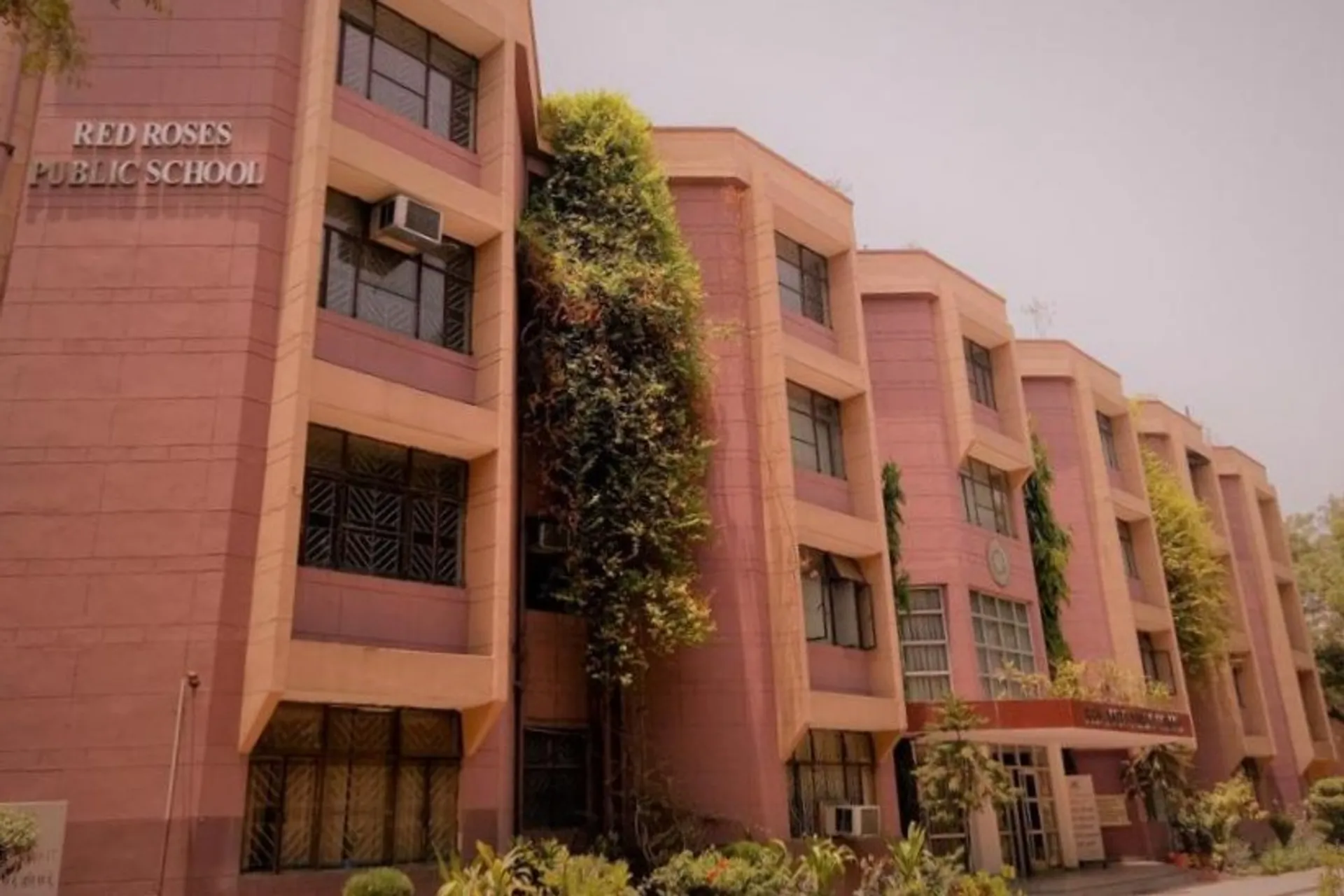 Red Rose Public School