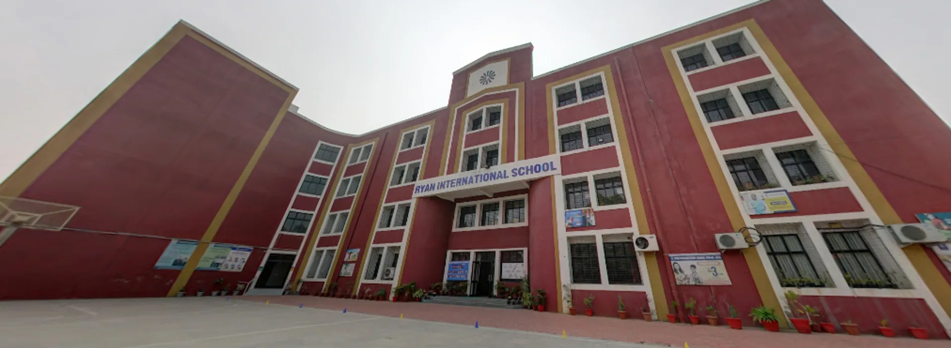Ryan International School (RIS) Sector 40