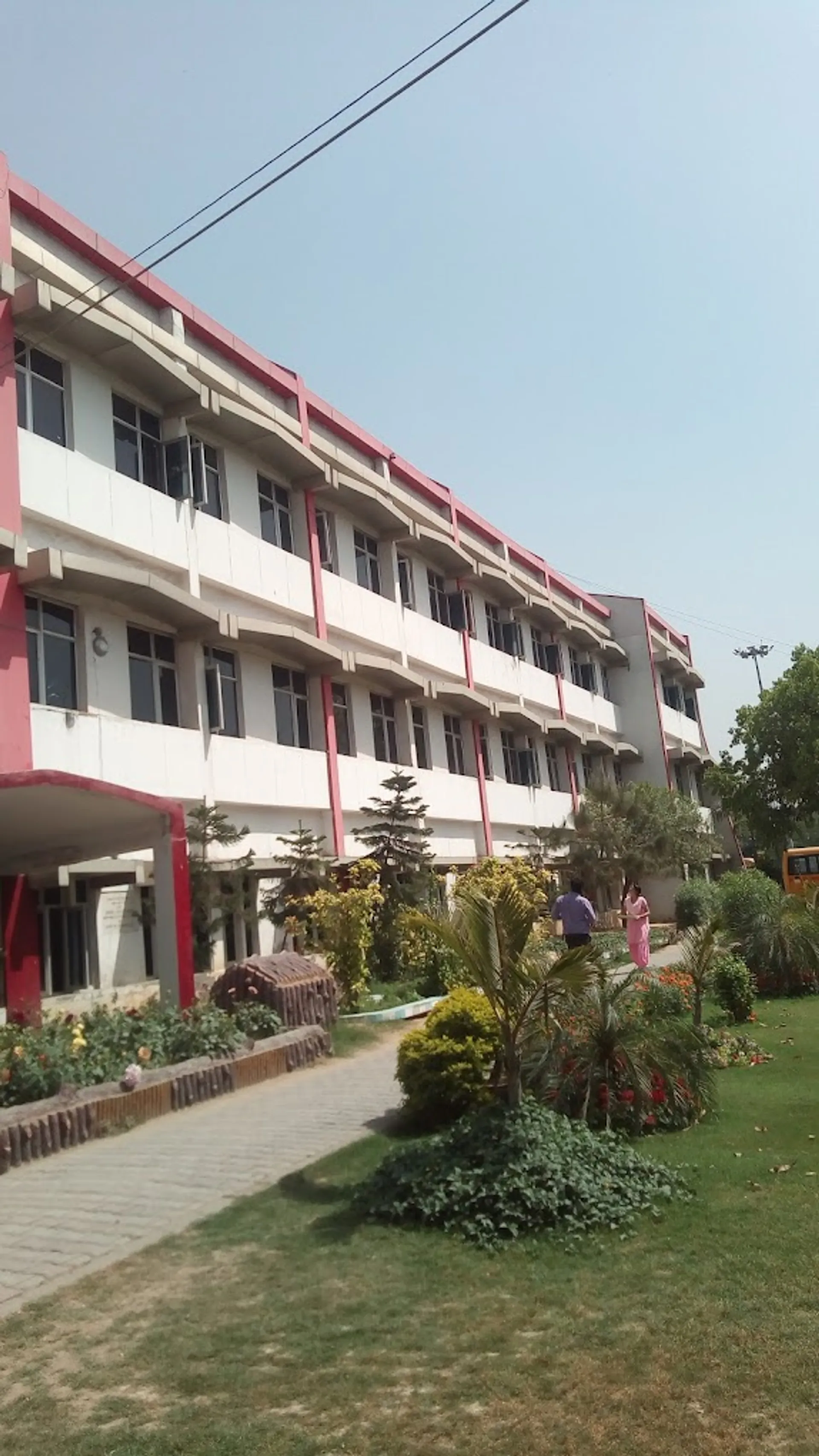 South Delhi Public School