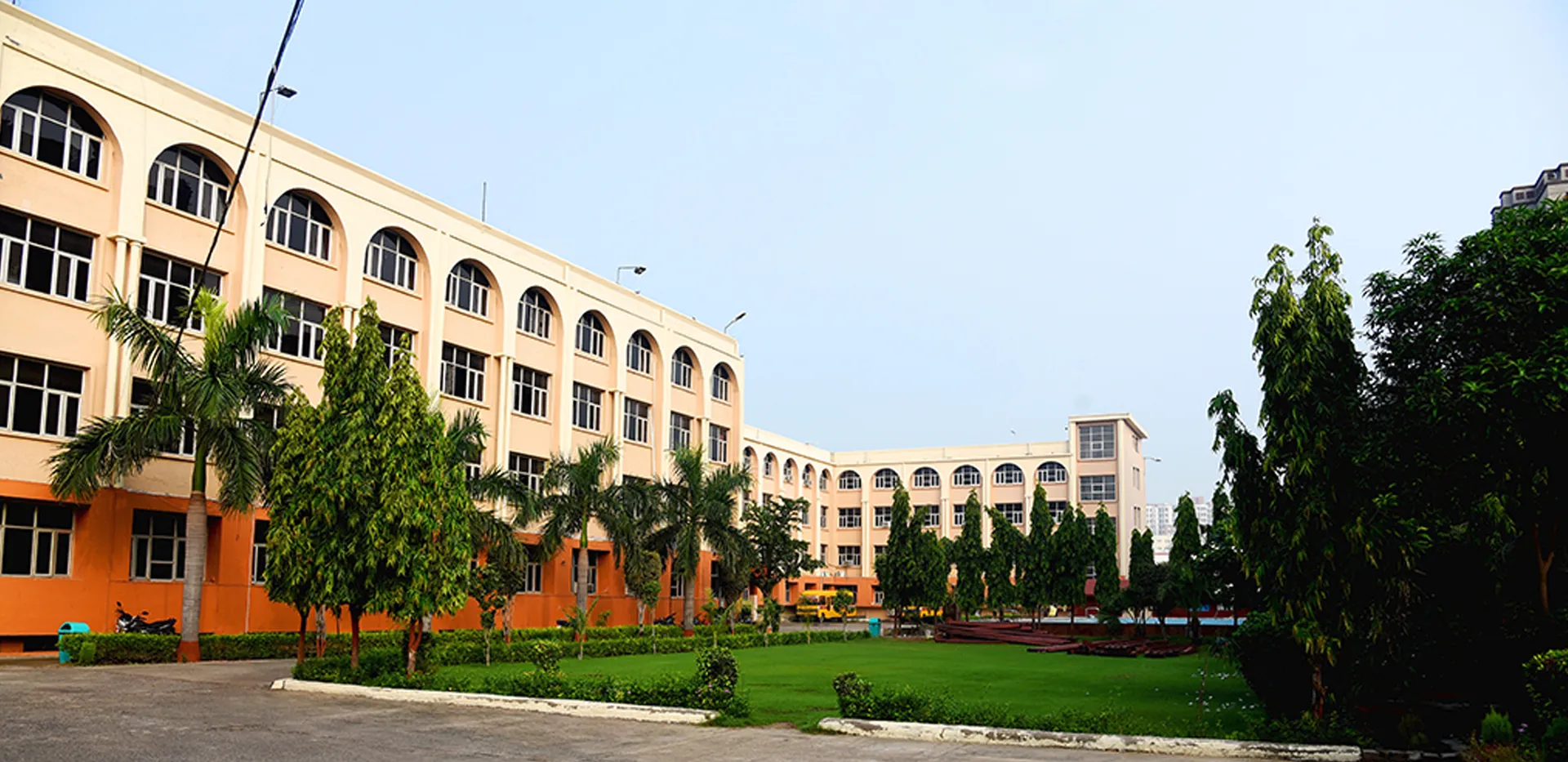 Sparsh International School
