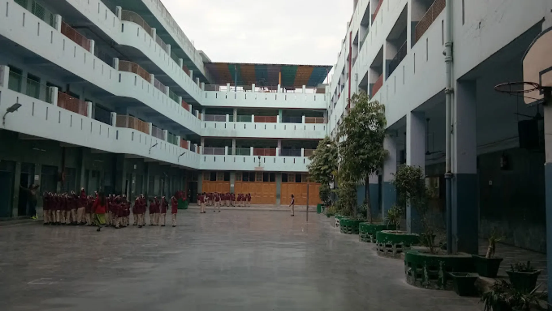 Sri Guru nanak Public School