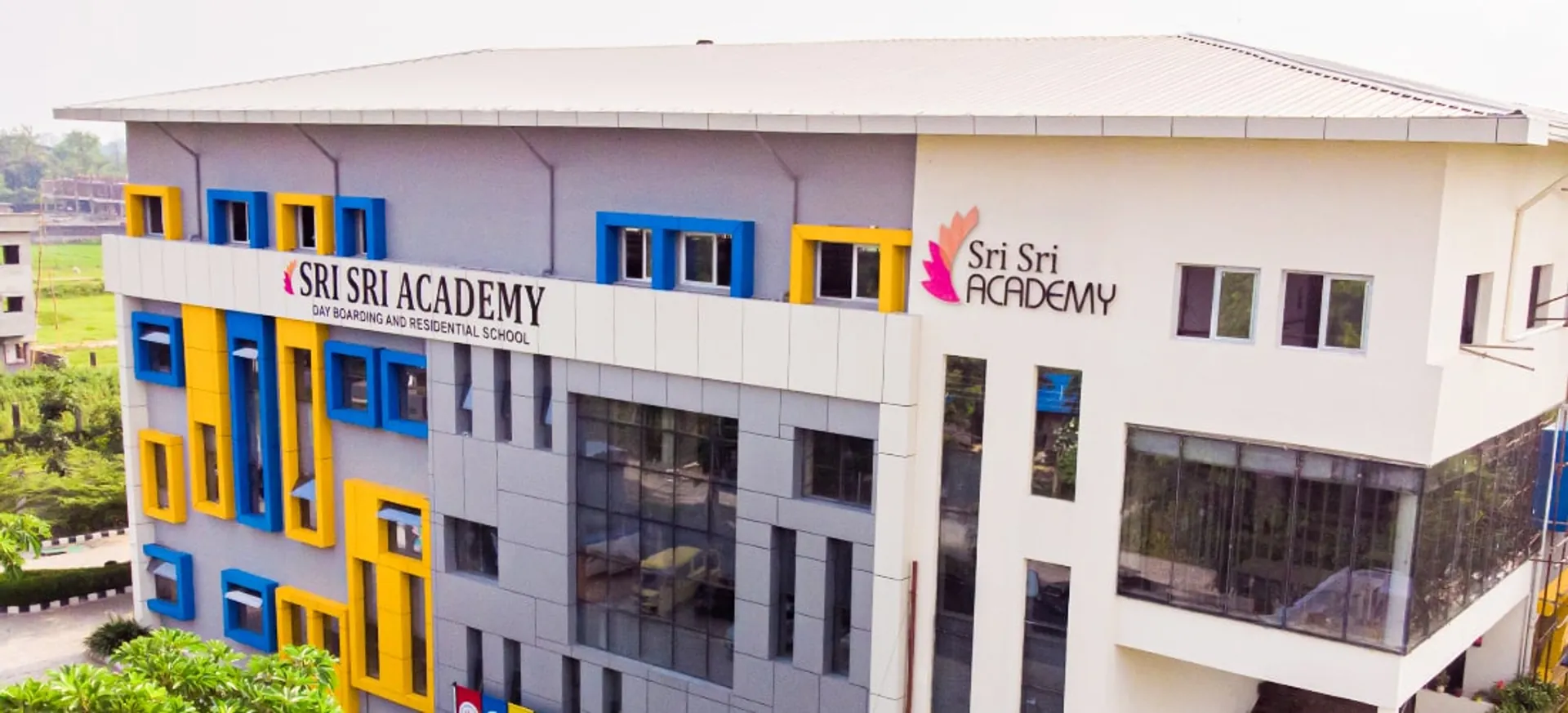 Sri Sri Academy