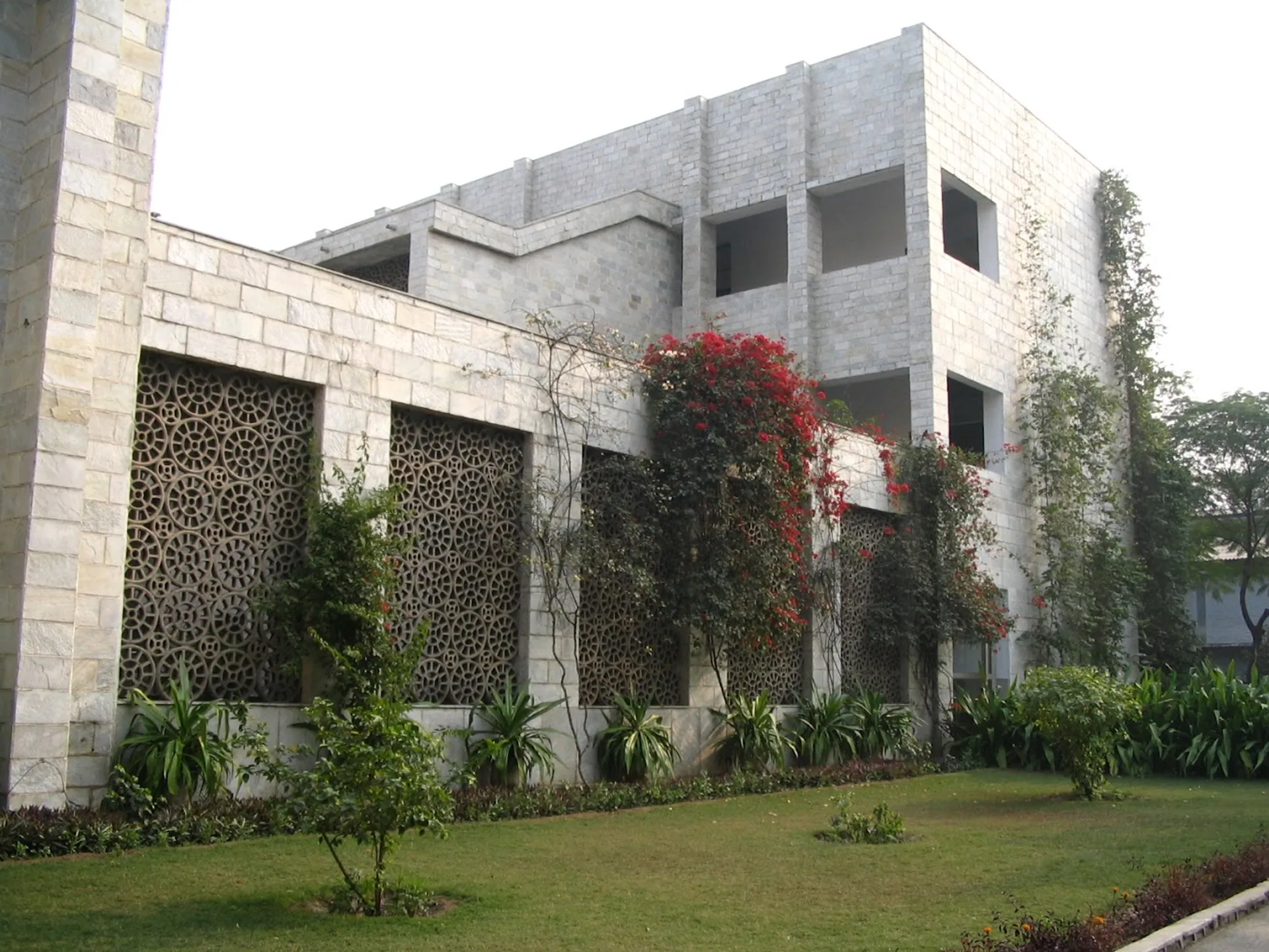The Mother's International School