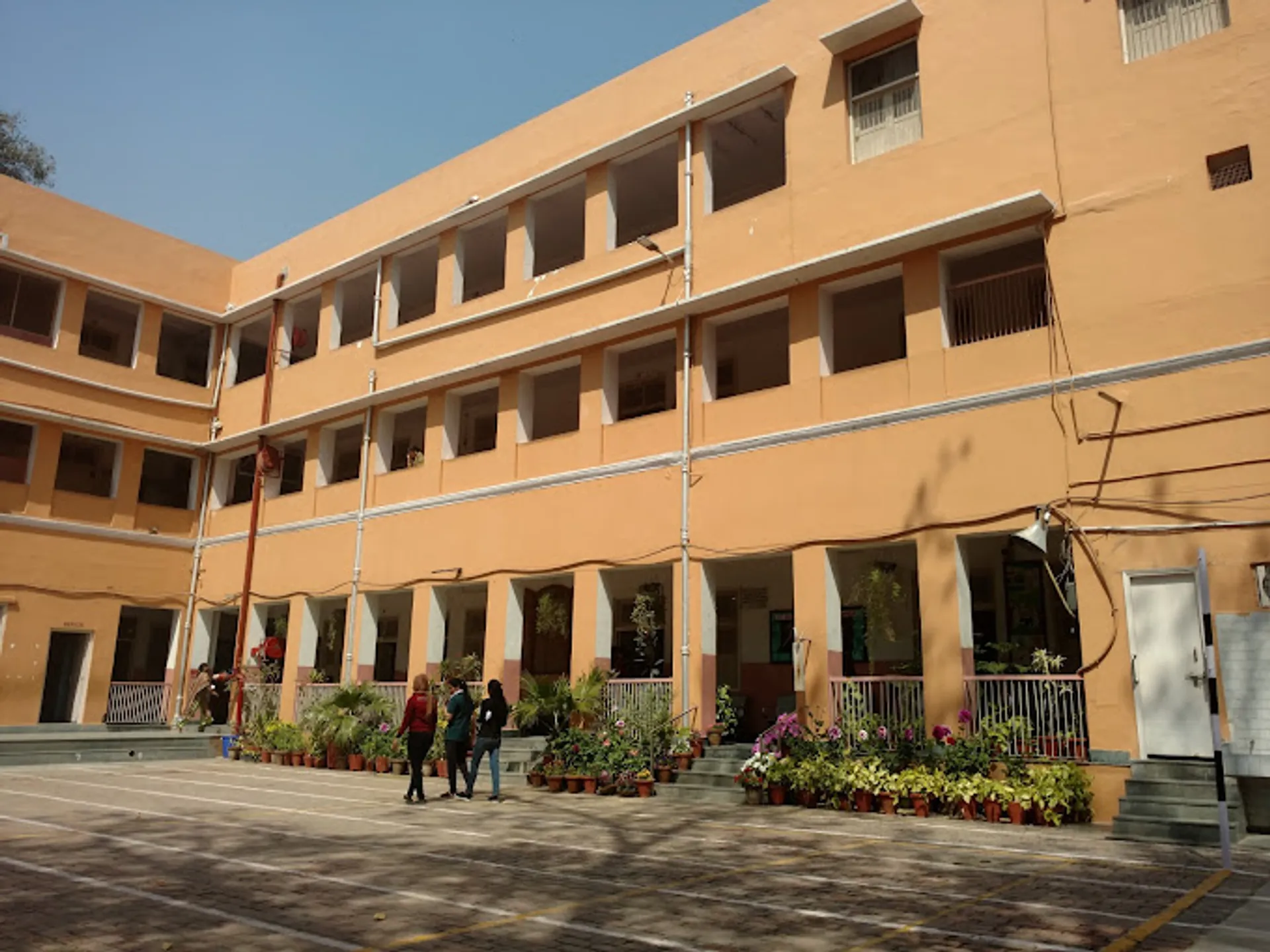 Vardhaman Shiksha Mandir