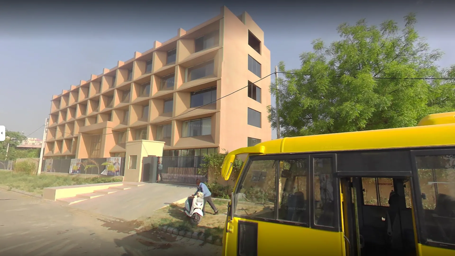 VELS Global School