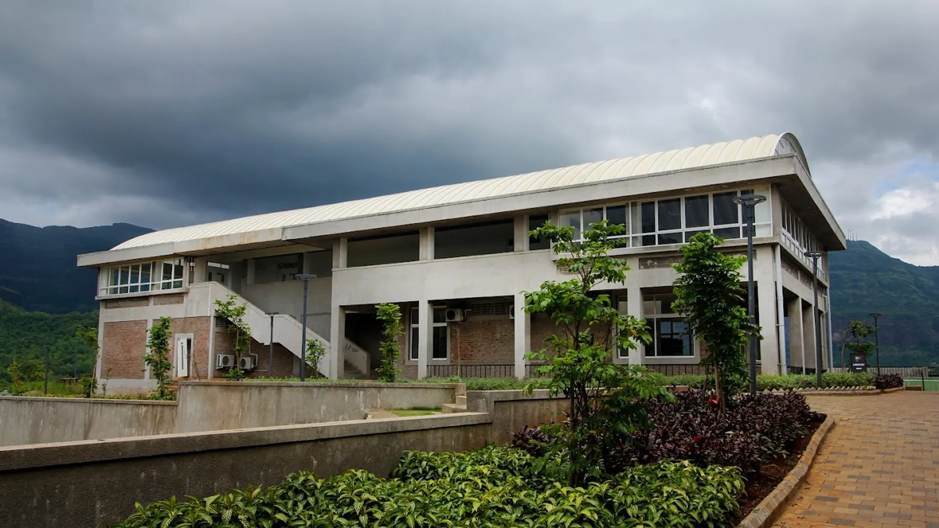 Vijaybhoomi Junior College